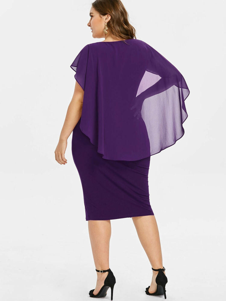 Vestido feminino plus size justo com decote redondo e manga curta em chiffon xale