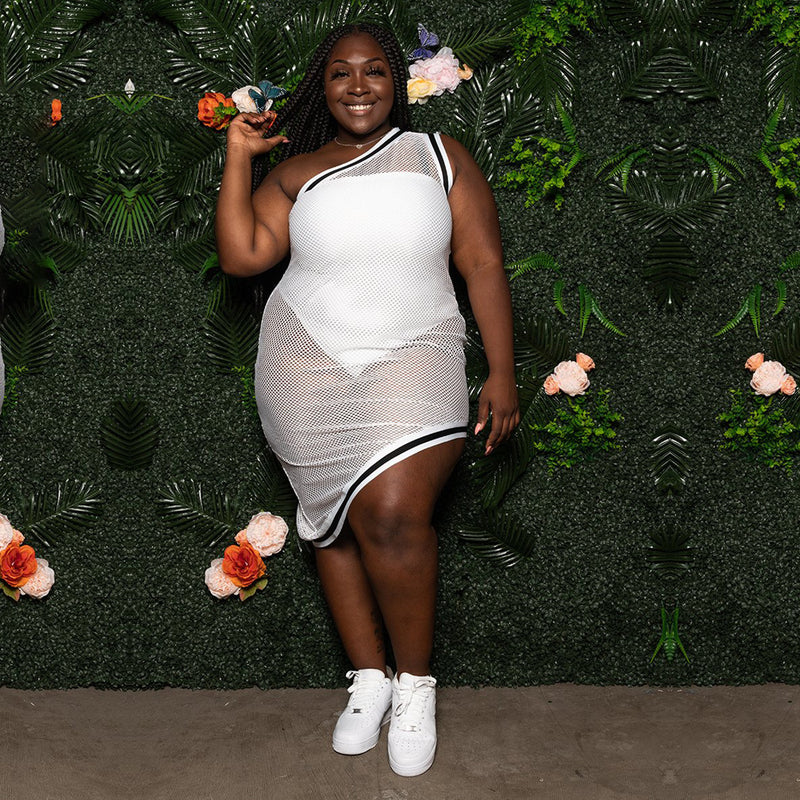 Blusa feminina plus size e vestido de malha em promoção
