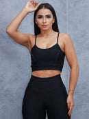 Dames Swart Fiksheidsset met Gestreepte Detail in Verskeie Kleure. Swart Sportklere-stel.